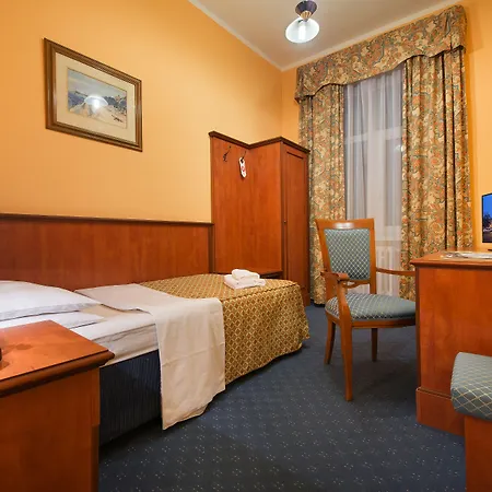 酒店 布拉格联合酒店 4*